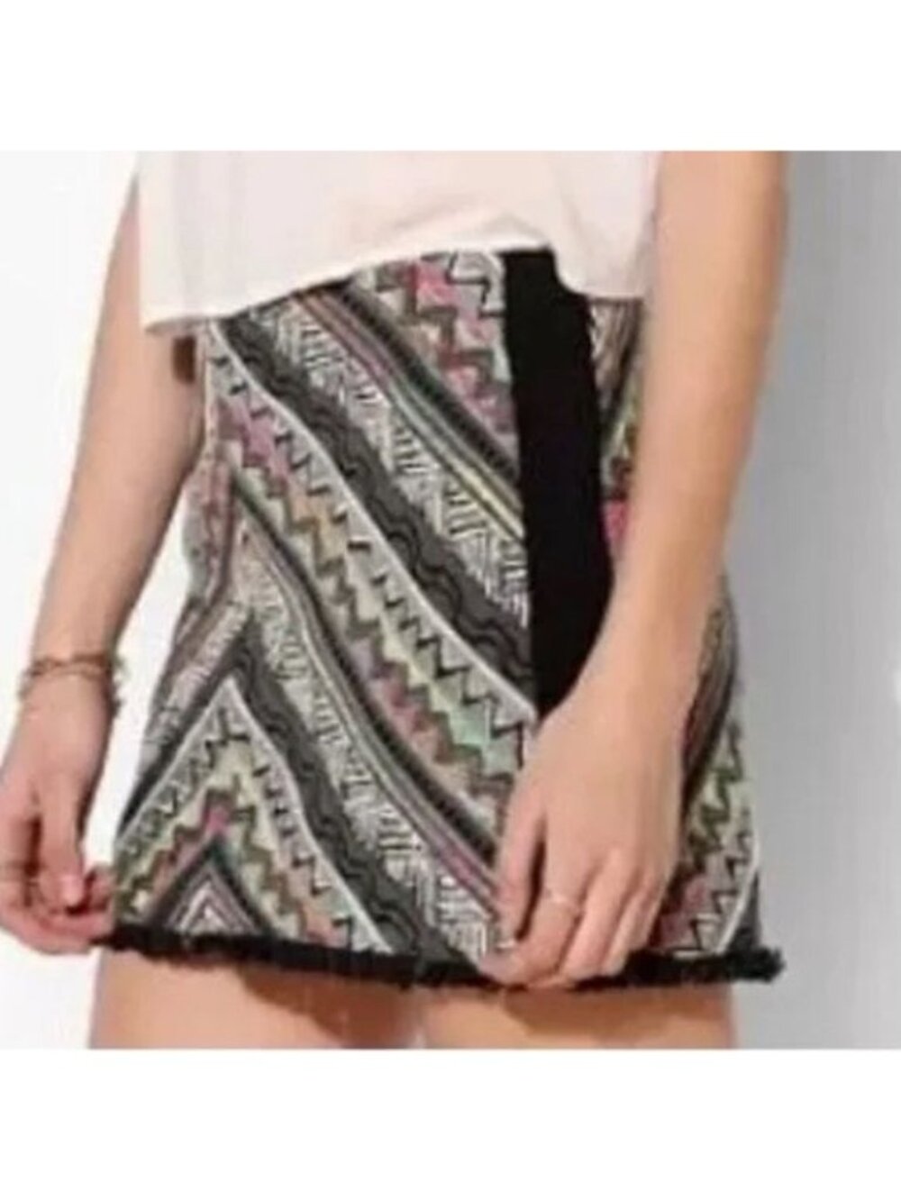 NWT Urban Outfitters Geometric Fringe Hem Mini Skirt L | Indie Sleaze Whimsigoth - Picture 12 of 16